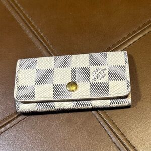 Louis Vuitton White and Black Checkered Key Pouch